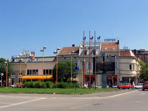 Orașul Požarevac este situat în nord-estul Serbiei, pe drumul care leagă Belgradul de Niš.
